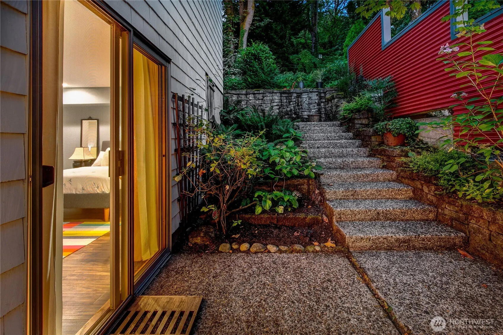 1522 E Interlaken Boulevard , Seattle, WA 98112