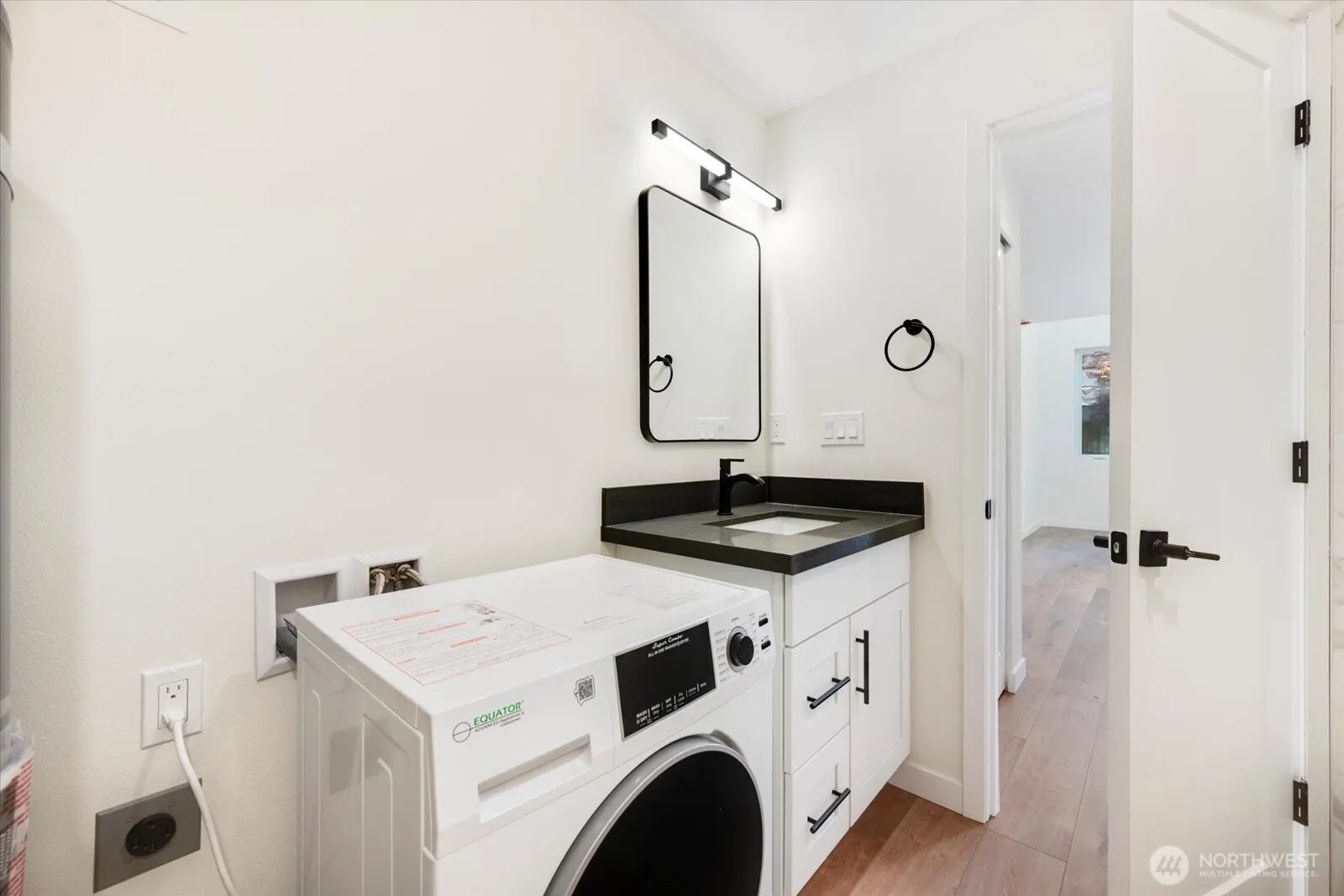 6440 139th Place NE #1, Redmond, WA 98052