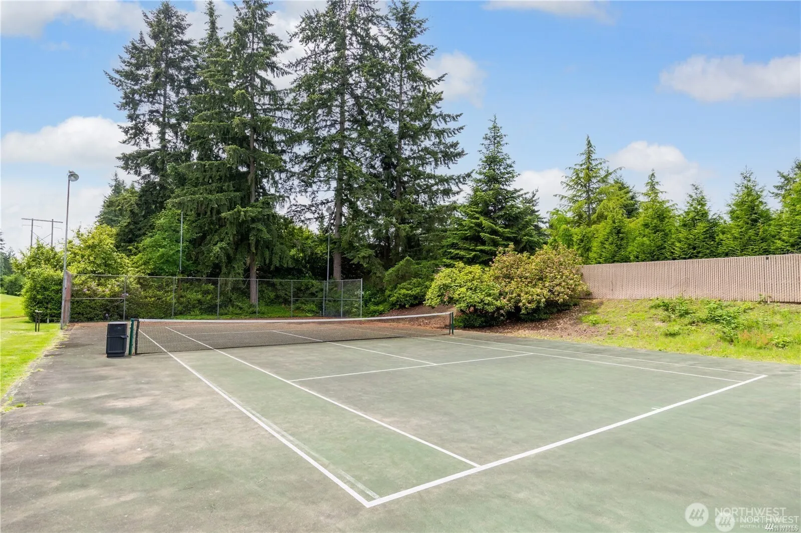 6440 139th Place NE #1, Redmond, WA 98052