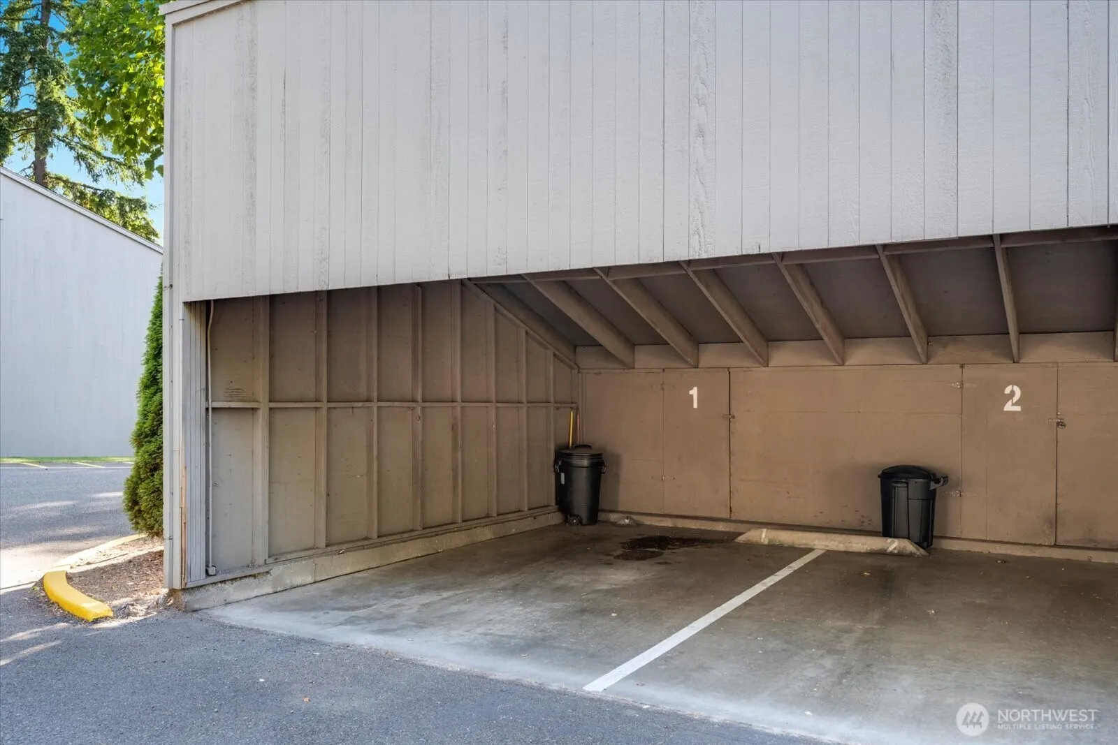 6440 139th Place NE #1, Redmond, WA 98052