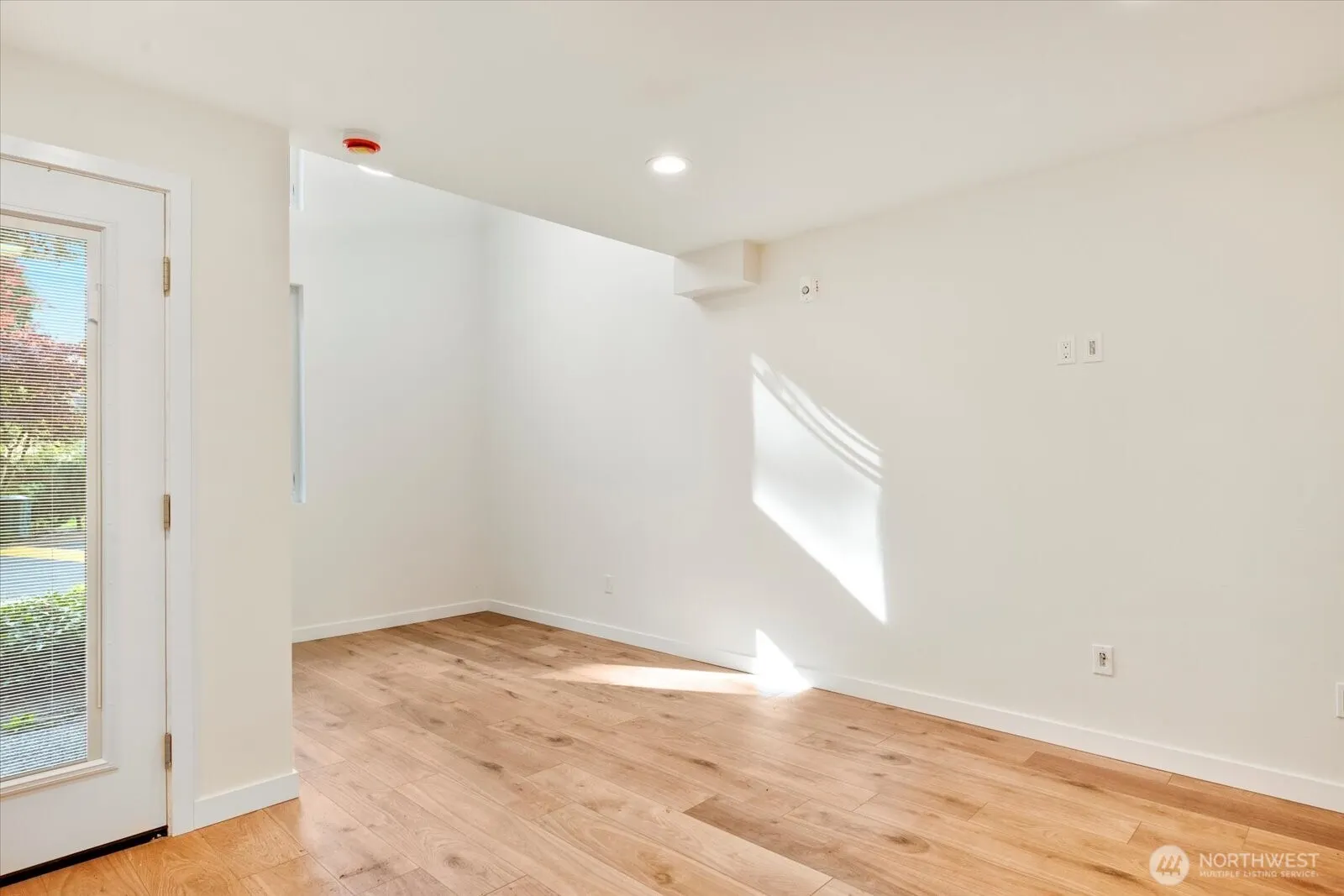 6440 139th Place NE #1, Redmond, WA 98052