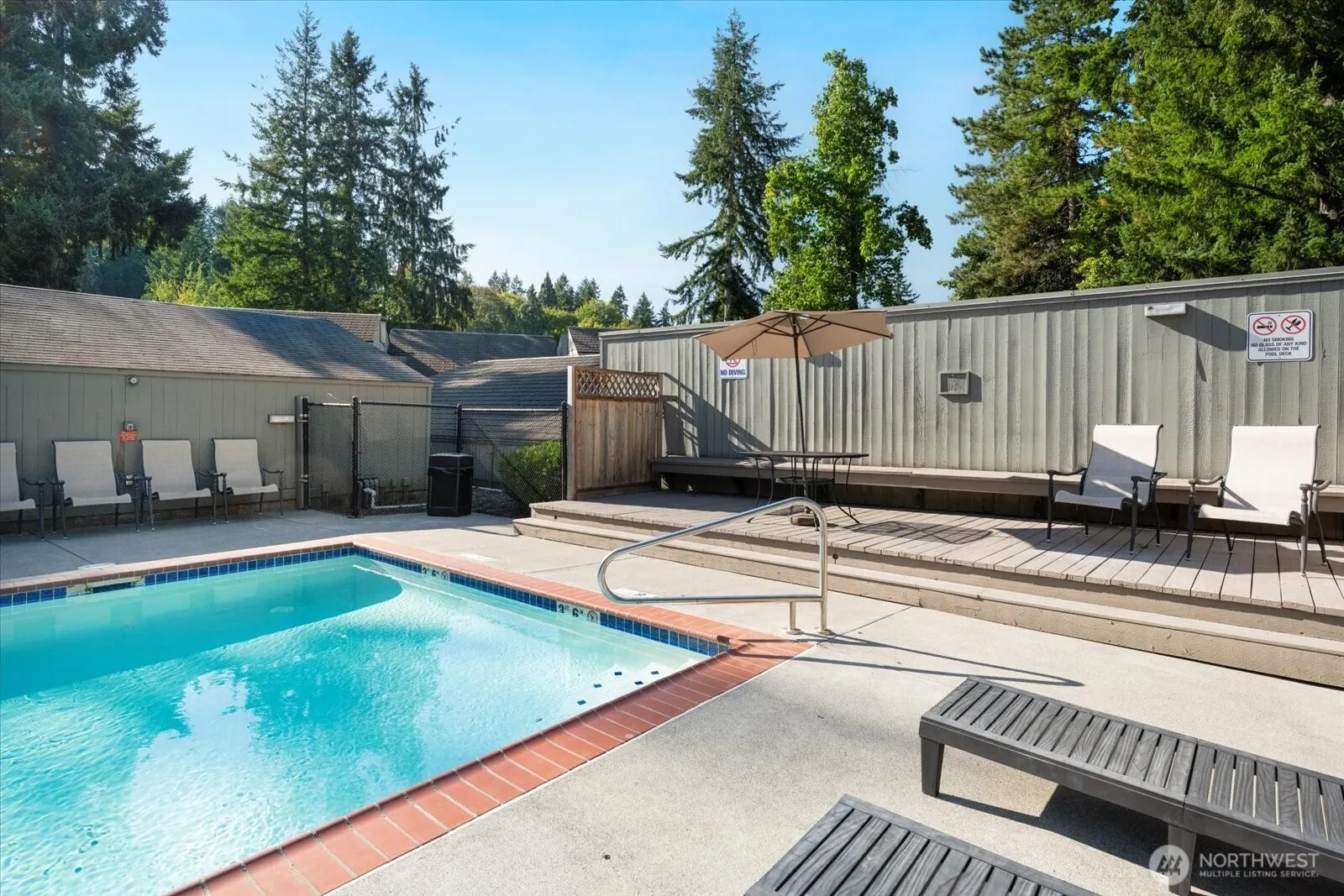 6440 139th Place NE #1, Redmond, WA 98052