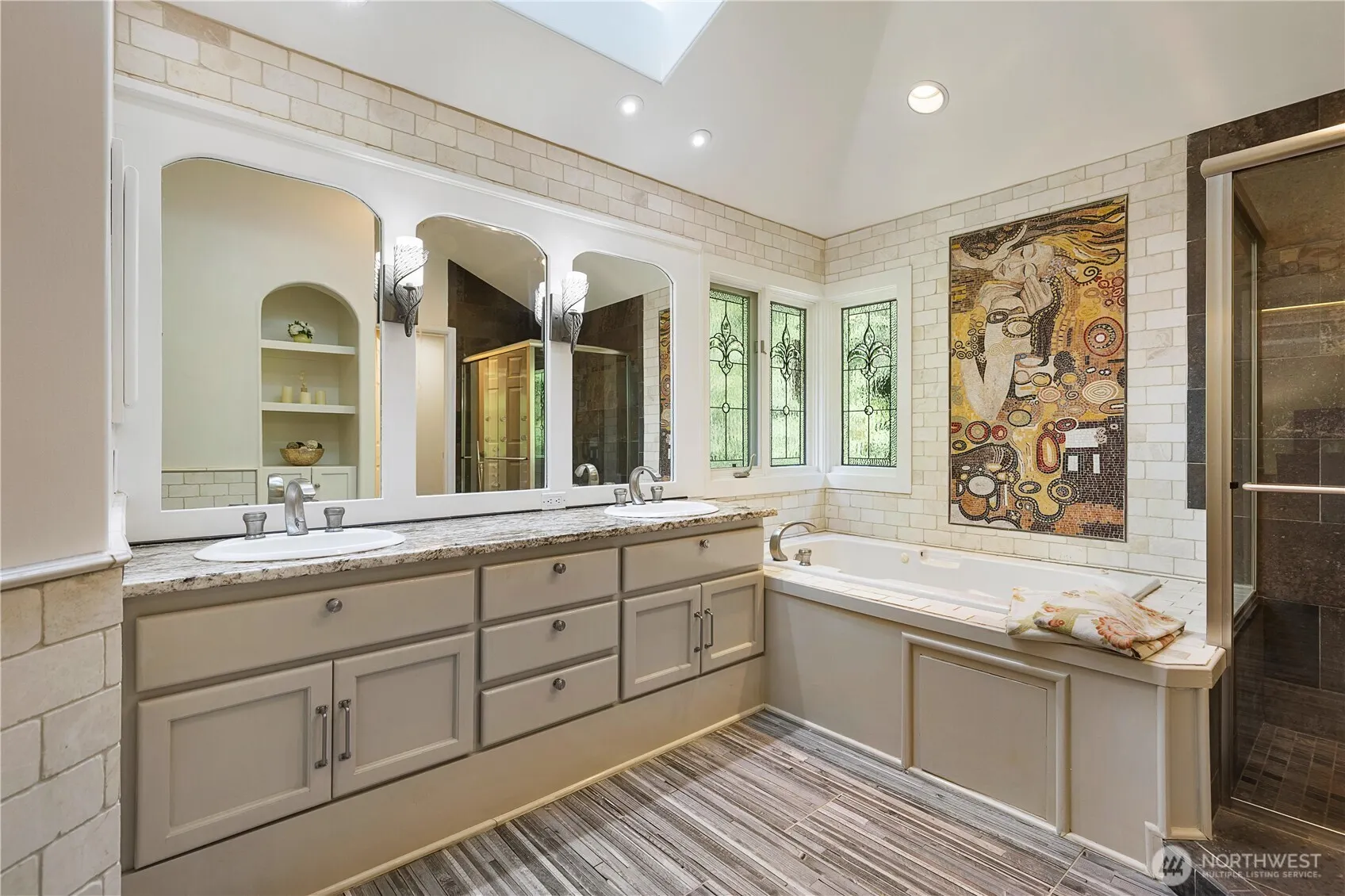 21518 NE 143 Place , Woodinville, WA 98077
