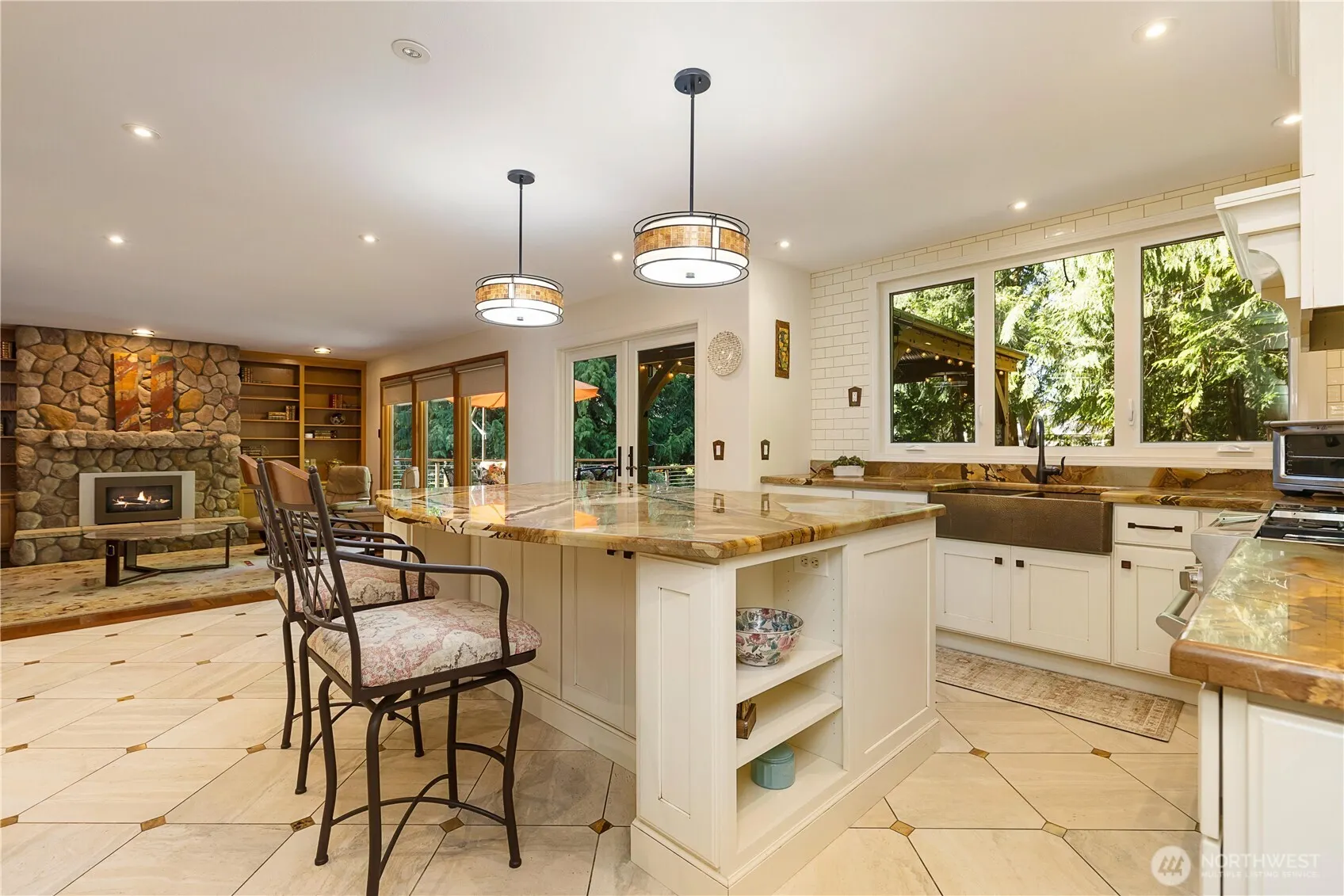 21518 NE 143 Place , Woodinville, WA 98077