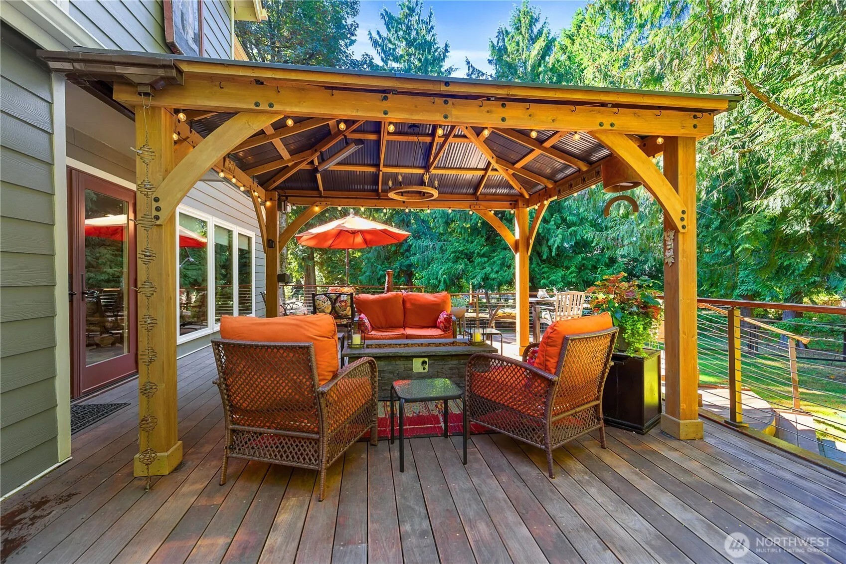 21518 NE 143 Place , Woodinville, WA 98077