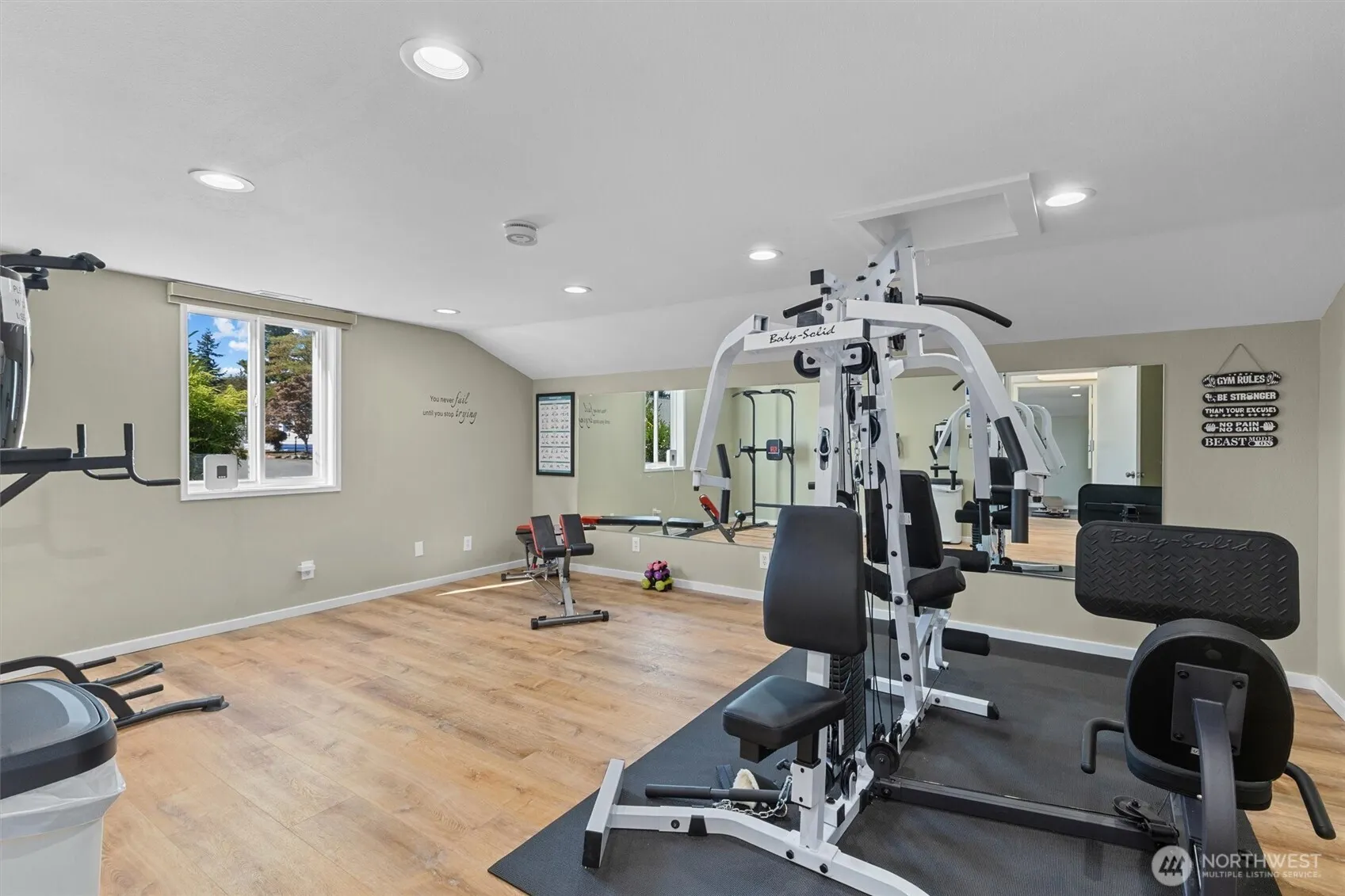 18501 52nd Avenue W #37, Lynnwood, WA 98037