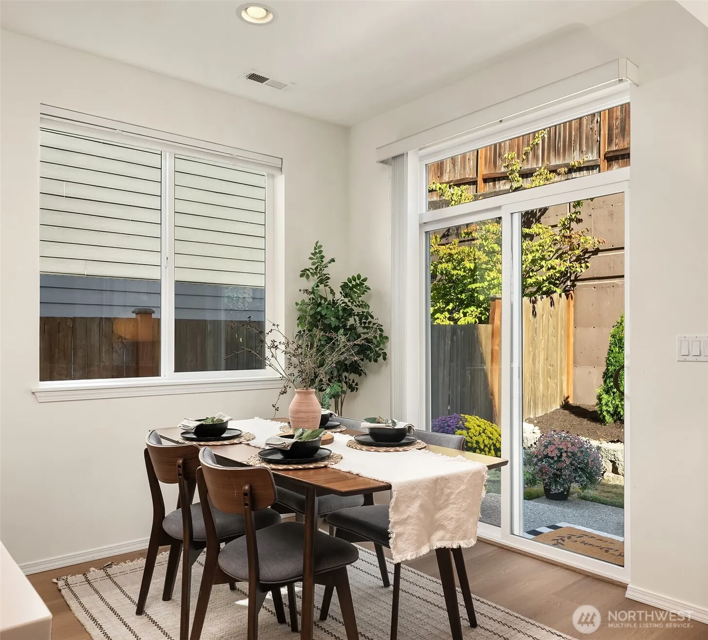 22905 41st Avenue SE, Bothell, WA 98021-9090
