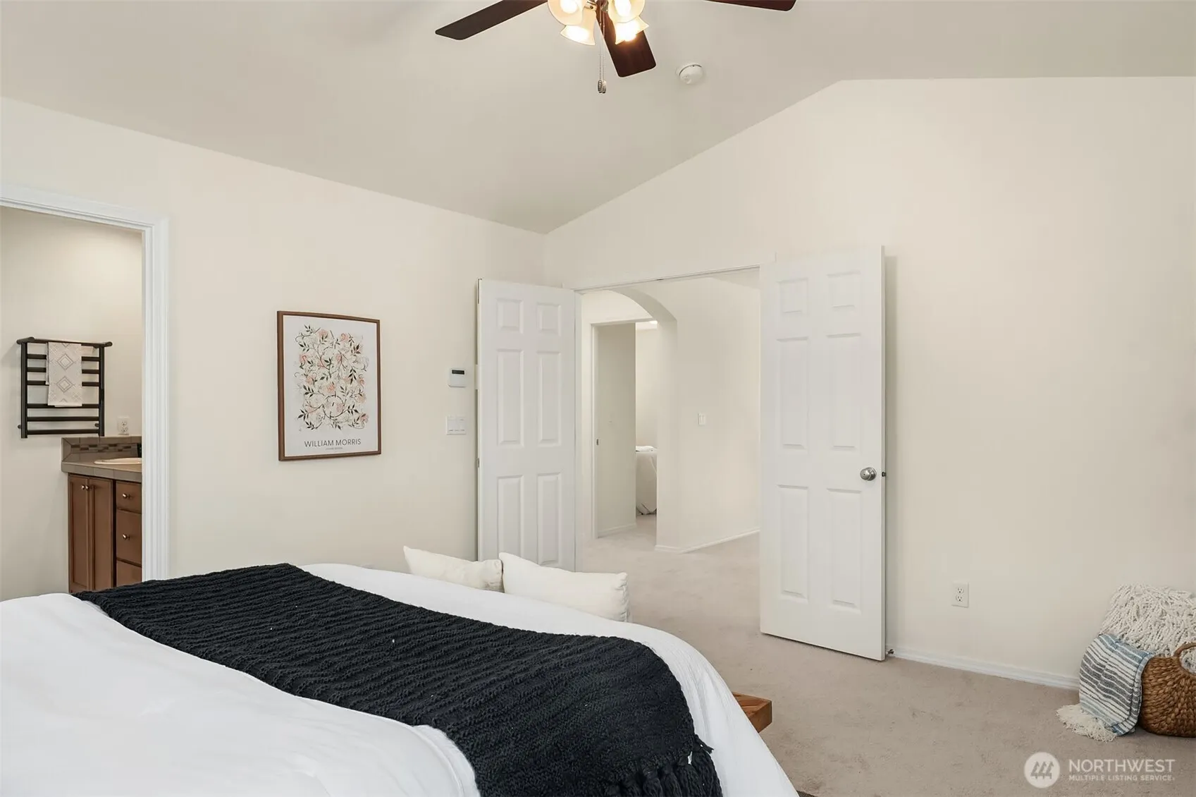 22905 41st Avenue SE, Bothell, WA 98021-9090