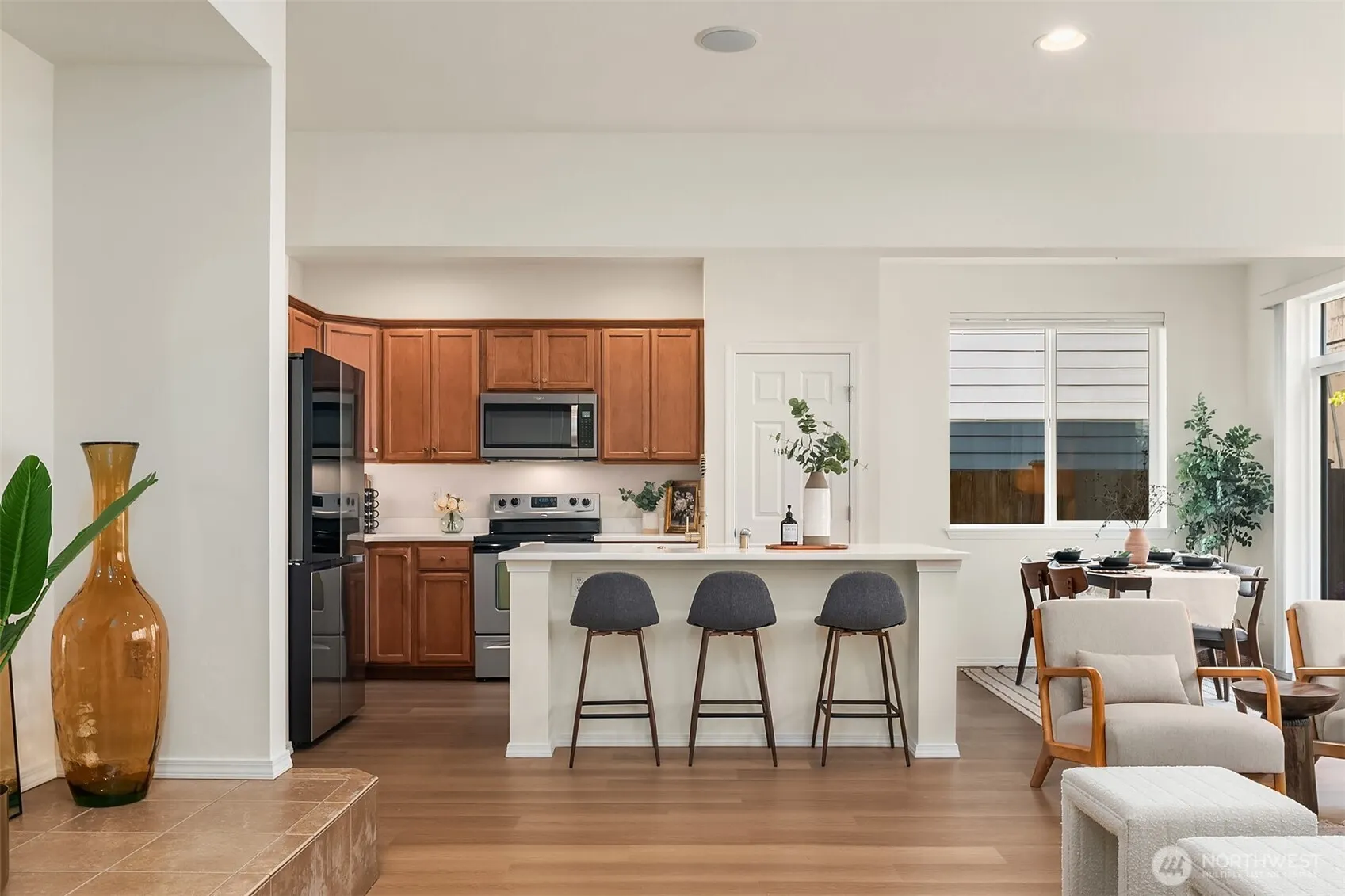 22905 41st Avenue SE, Bothell, WA 98021-9090