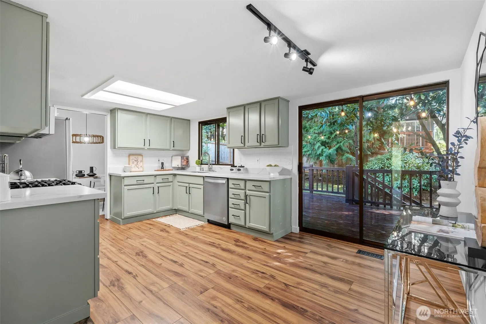 3050 241st Avenue SE, Sammamish, WA 98075