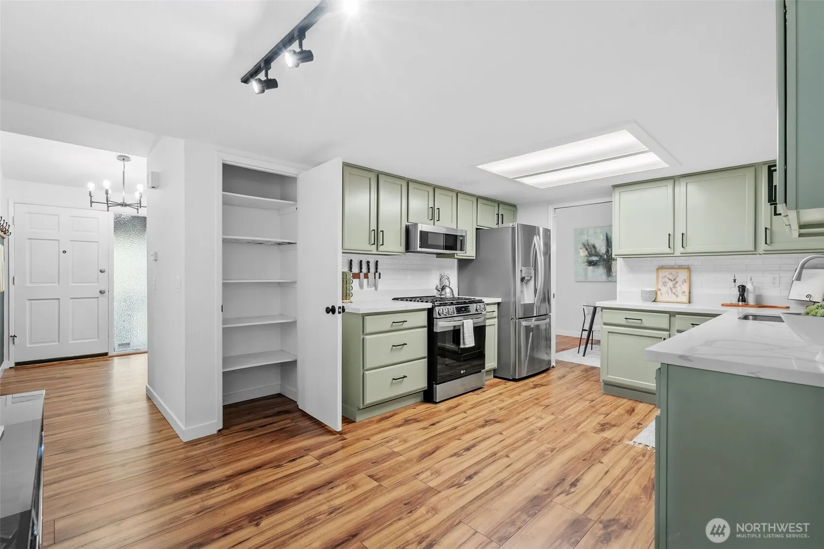 3050 241st Avenue SE, Sammamish, WA 98075