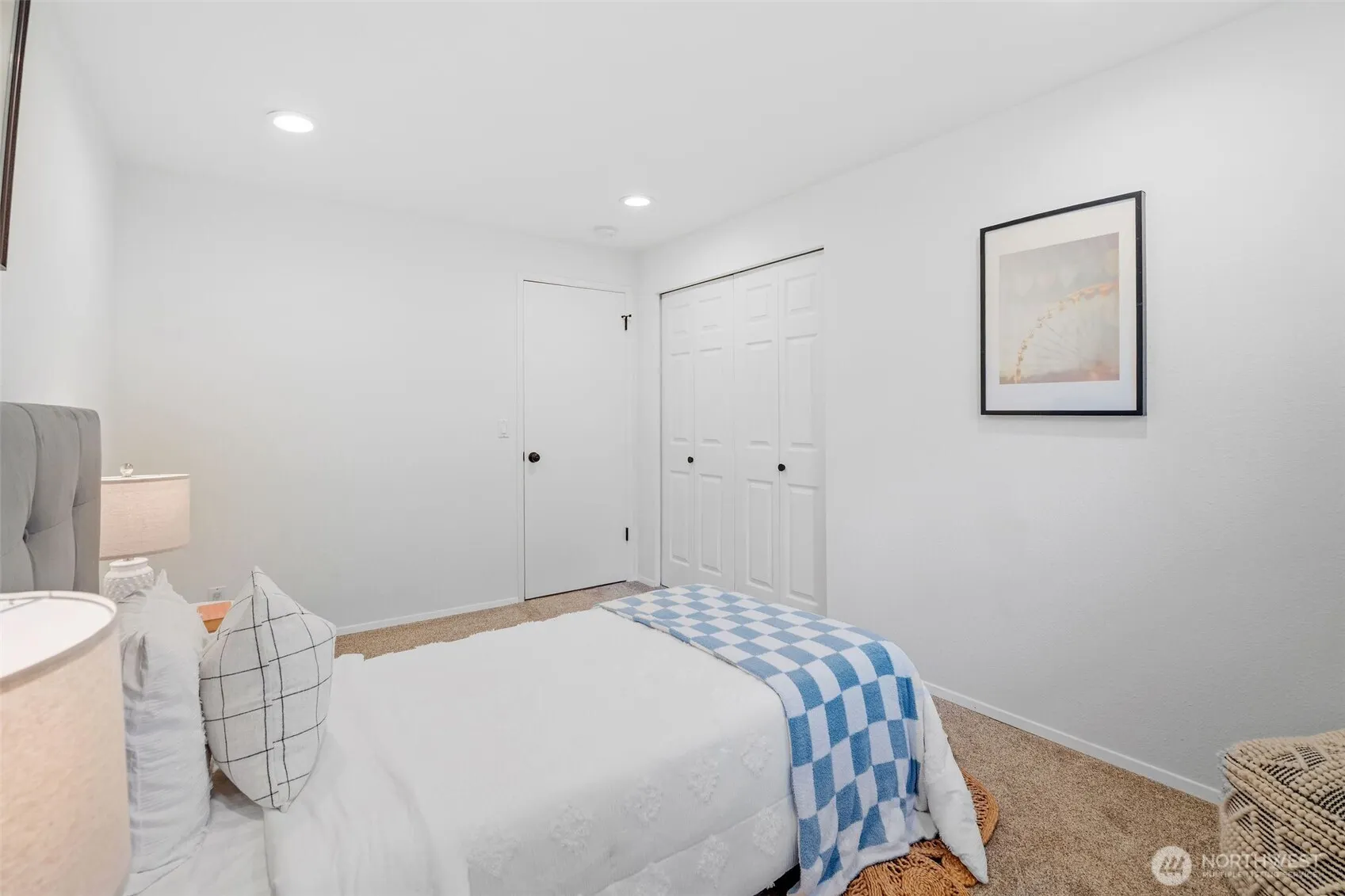 3050 241st Avenue SE, Sammamish, WA 98075