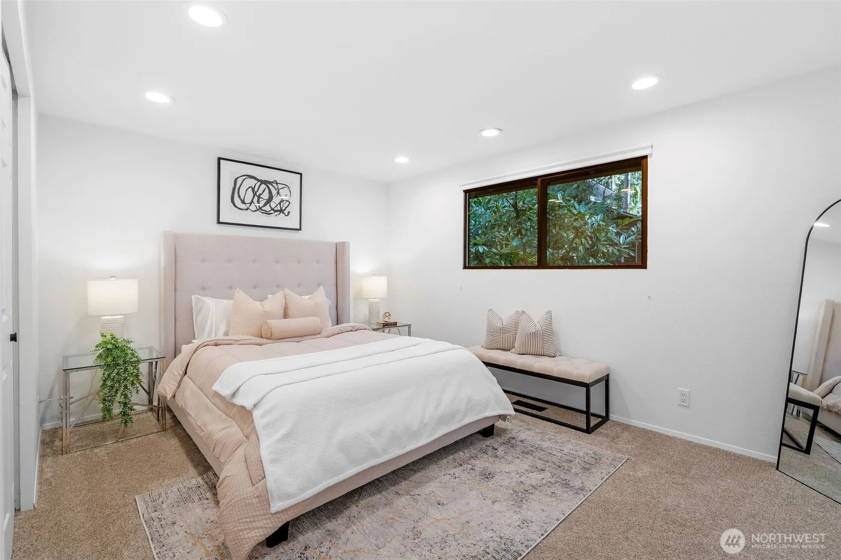 3050 241st Avenue SE, Sammamish, WA 98075