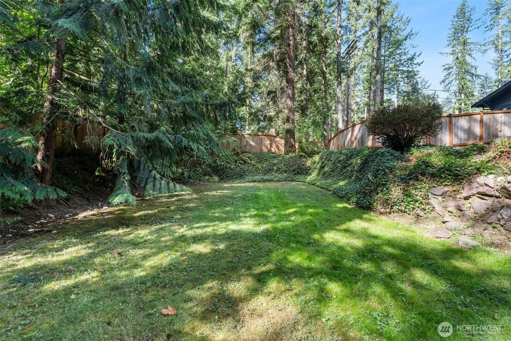 3050 241st Avenue SE, Sammamish, WA 98075