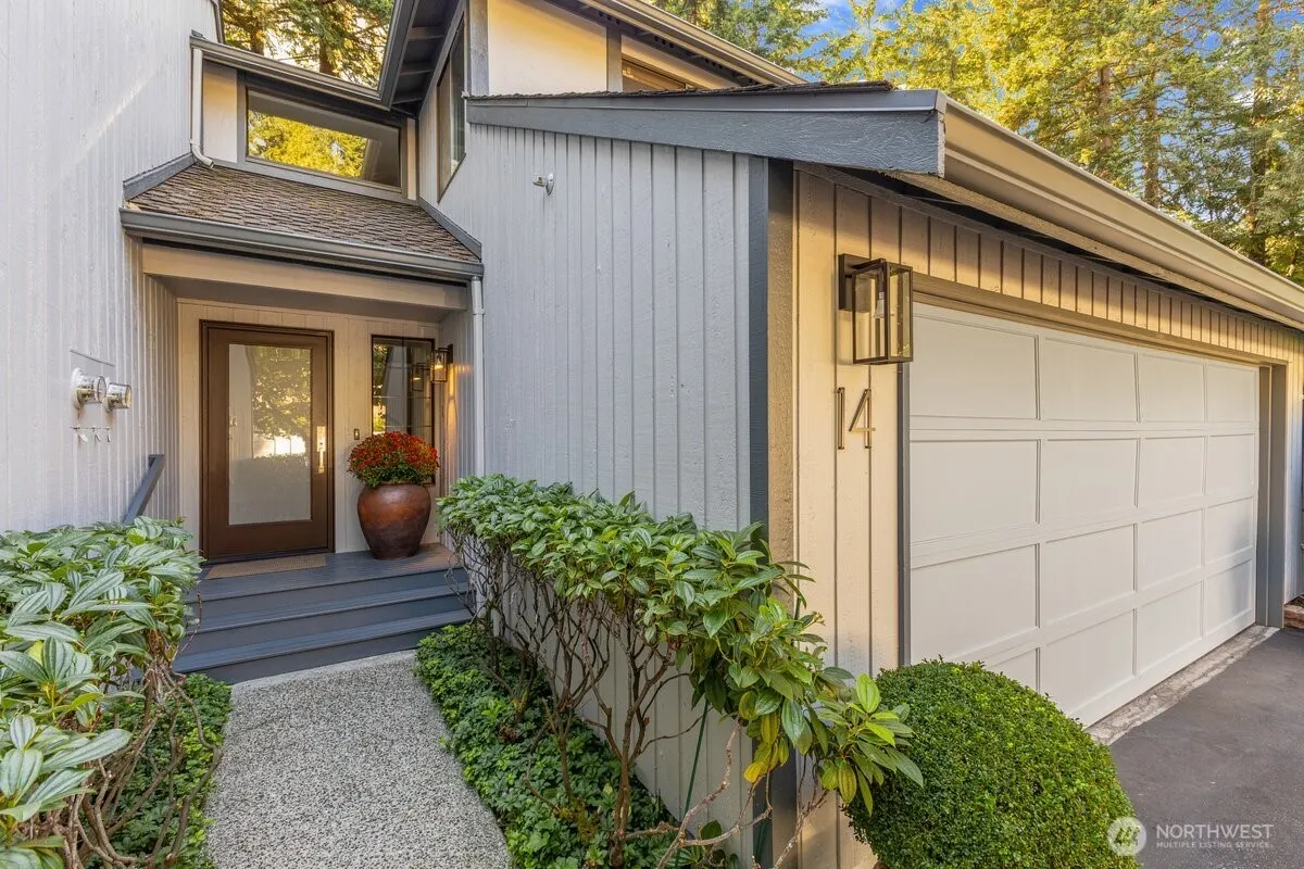 1805 Village Green Drive #14, Mill Creek, WA 98012