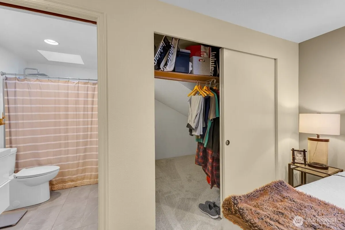 1805 Village Green Drive #14, Mill Creek, WA 98012