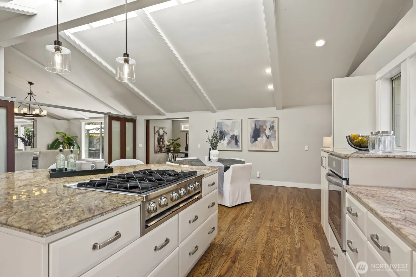 9712 50th Avenue SW, Seattle, WA 98136-2725