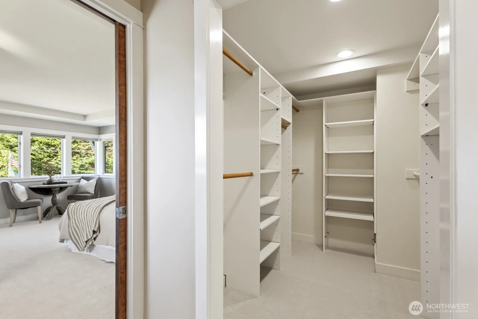 9712 50th Avenue SW, Seattle, WA 98136-2725