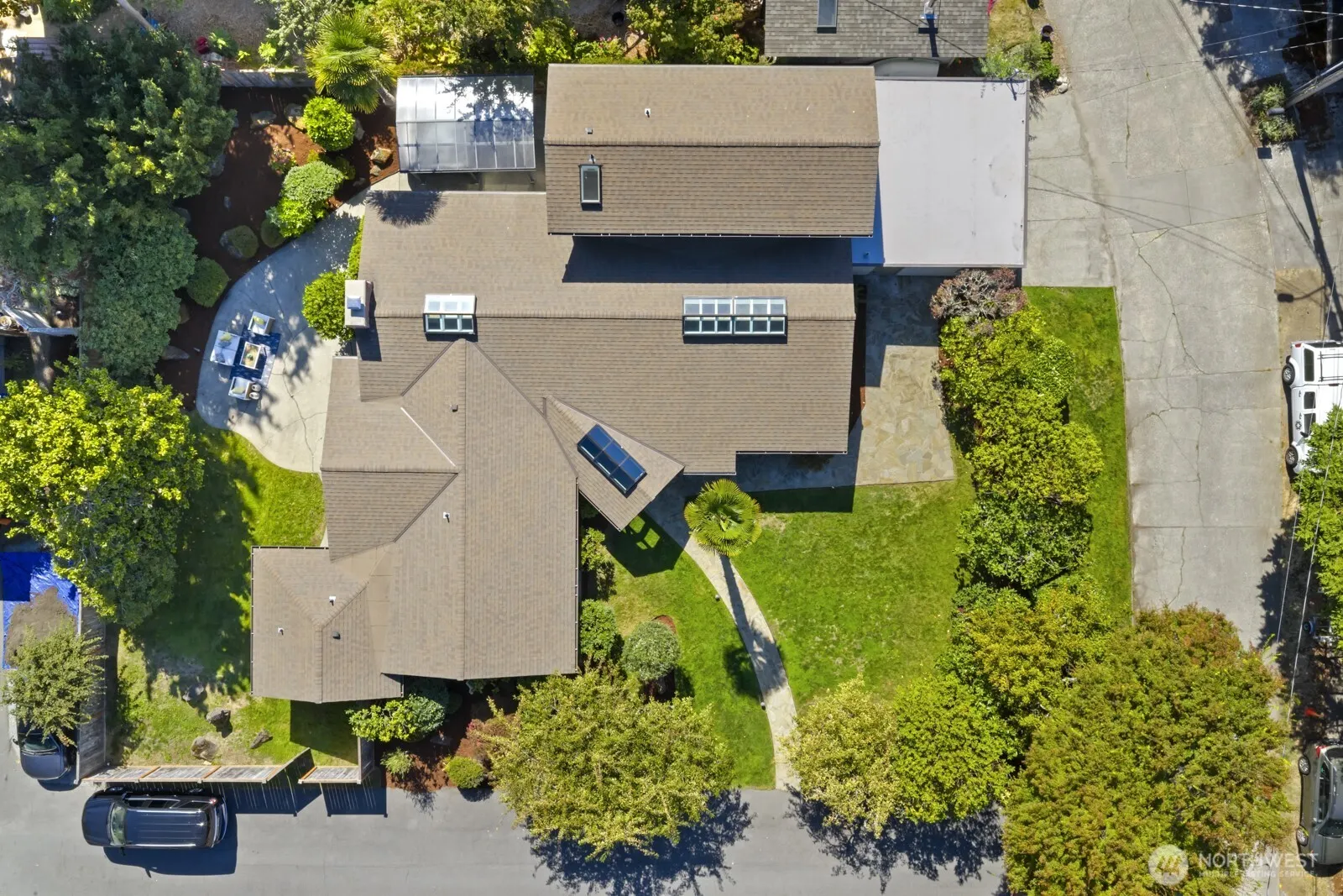 9712 50th Avenue SW, Seattle, WA 98136-2725