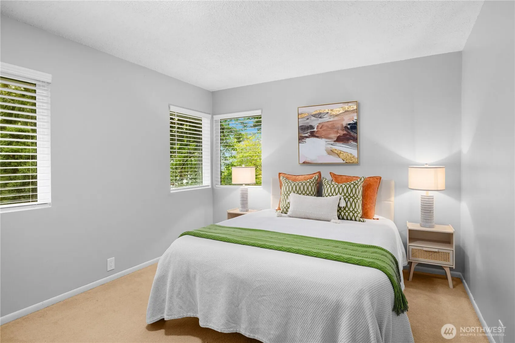 2008 E Lake Sammamish Parkway NE, Sammamish, WA 98074