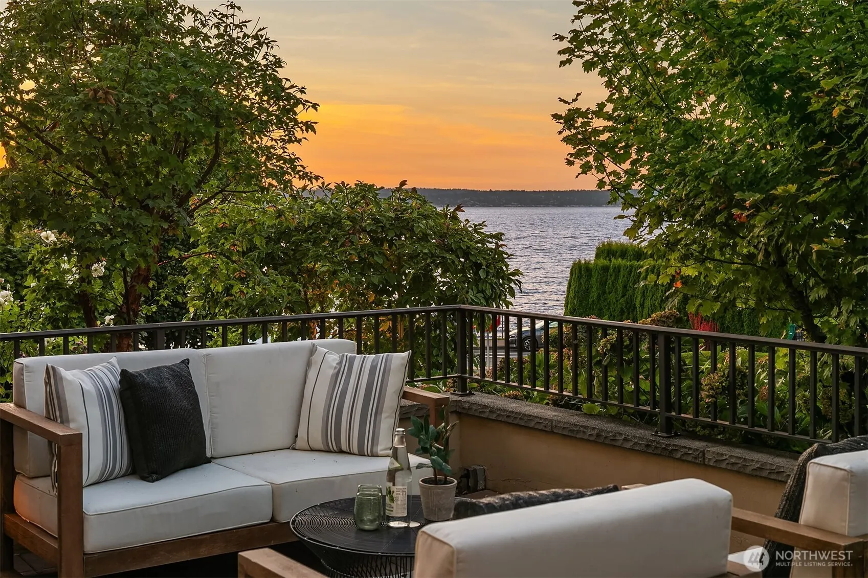 701 1st Street S, Kirkland, WA 98033