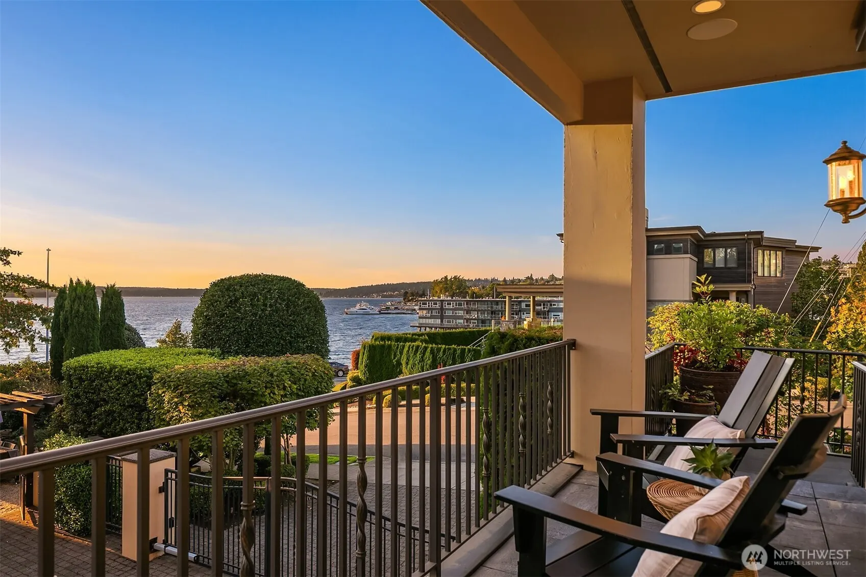 701 1st Street S, Kirkland, WA 98033