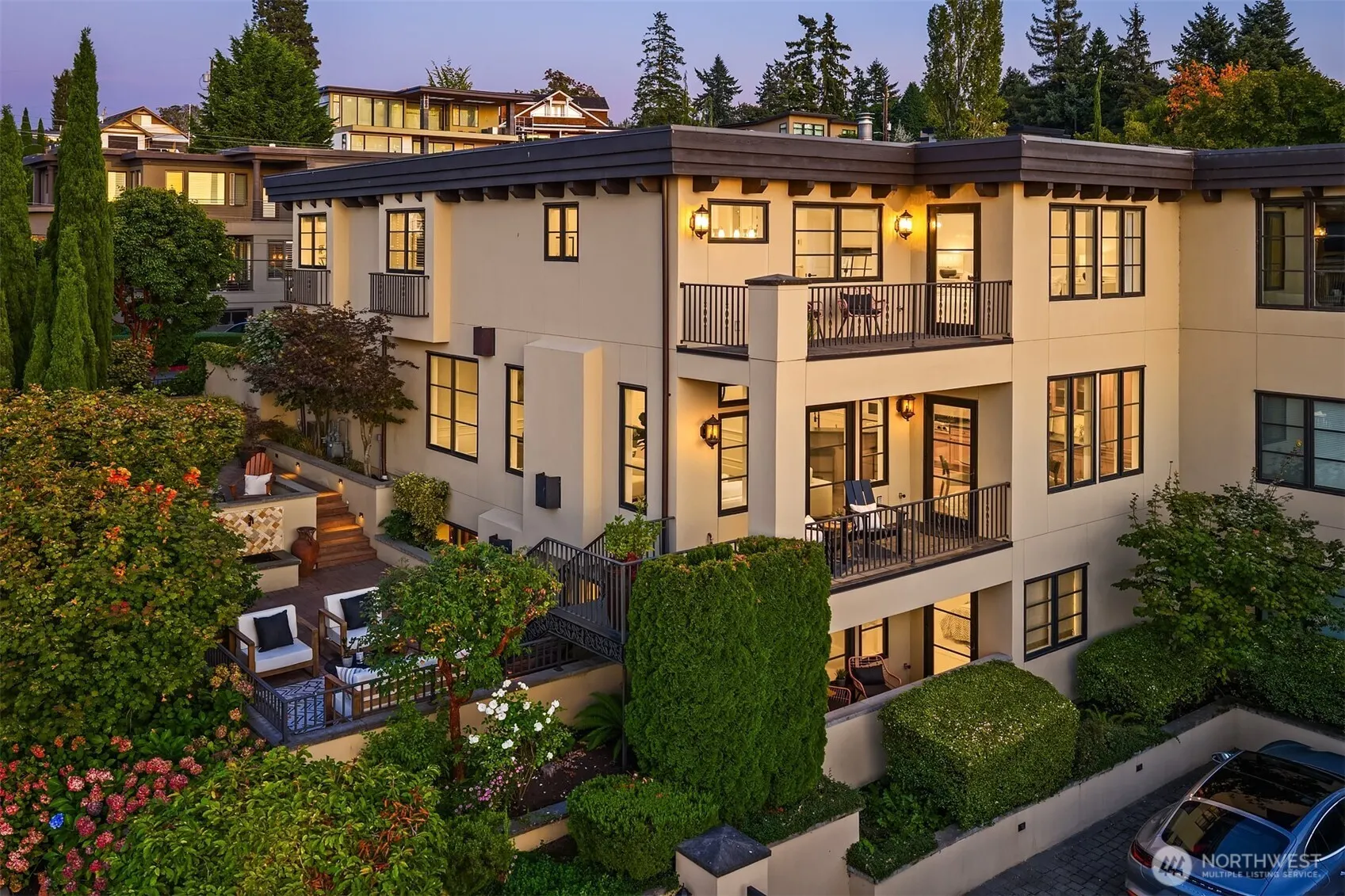 701 1st Street S, Kirkland, WA 98033