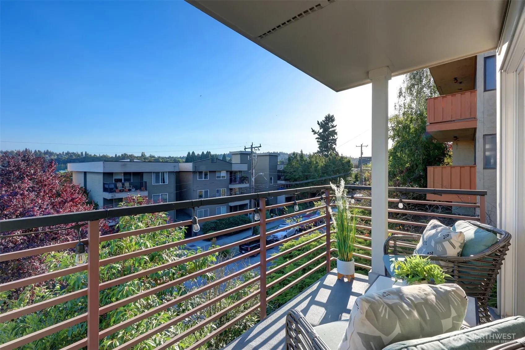 2830 NW 56th Street #303, Seattle, WA 98107