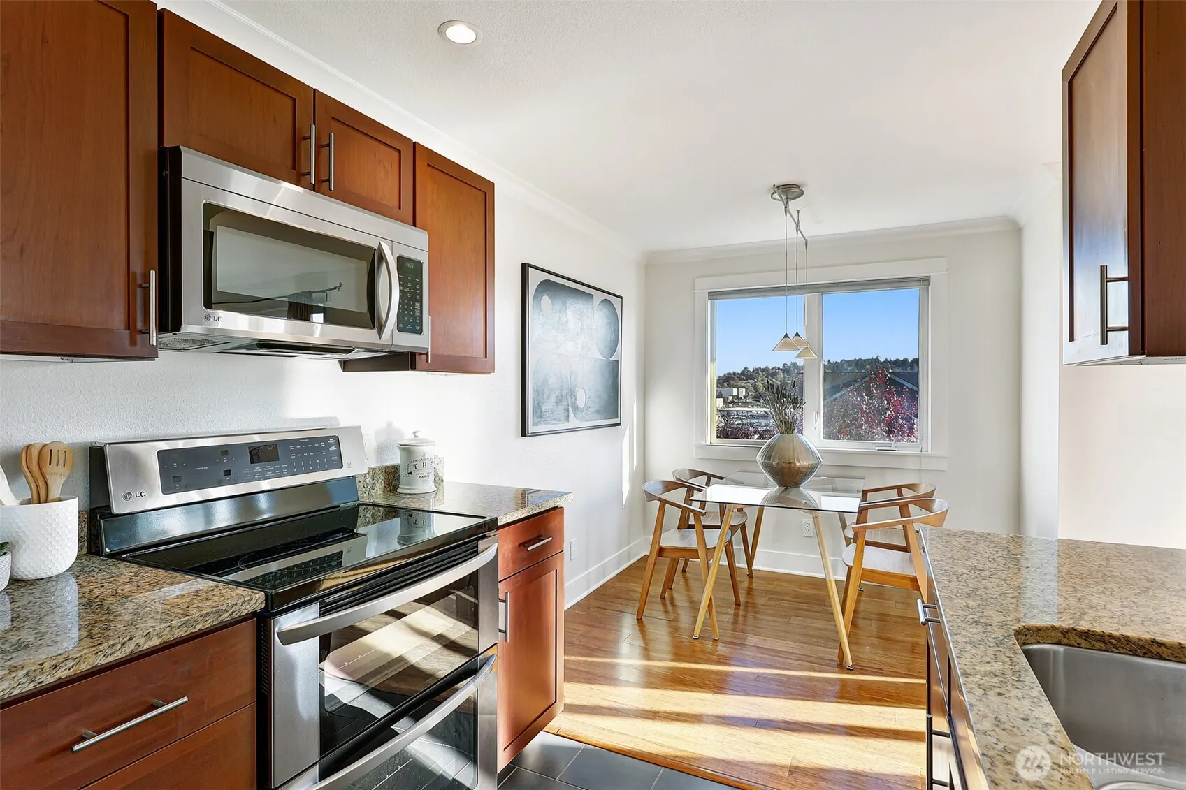 2830 NW 56th Street #303, Seattle, WA 98107