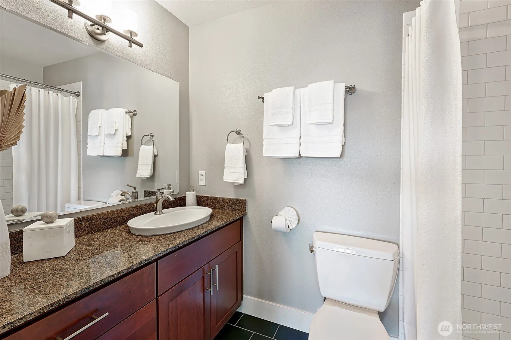 2830 NW 56th Street #303, Seattle, WA 98107