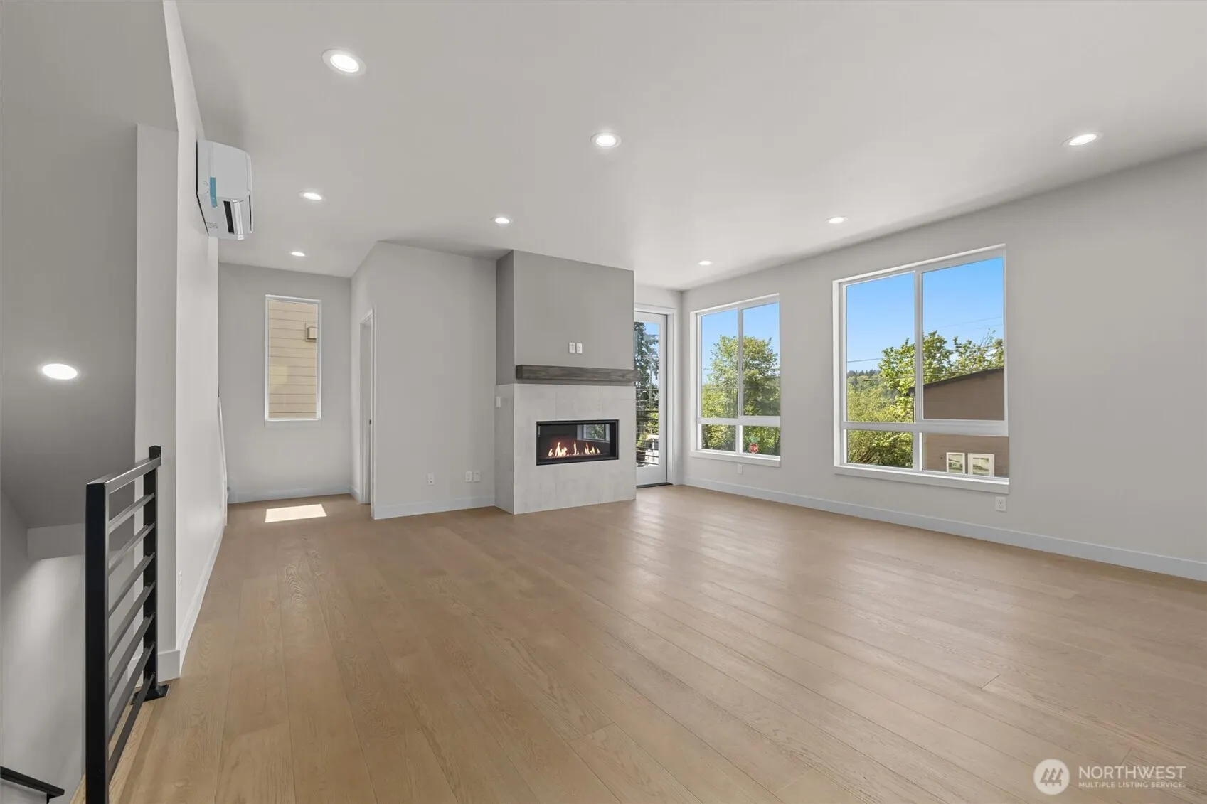 4572 22nd Avenue SW, Seattle, WA 98106