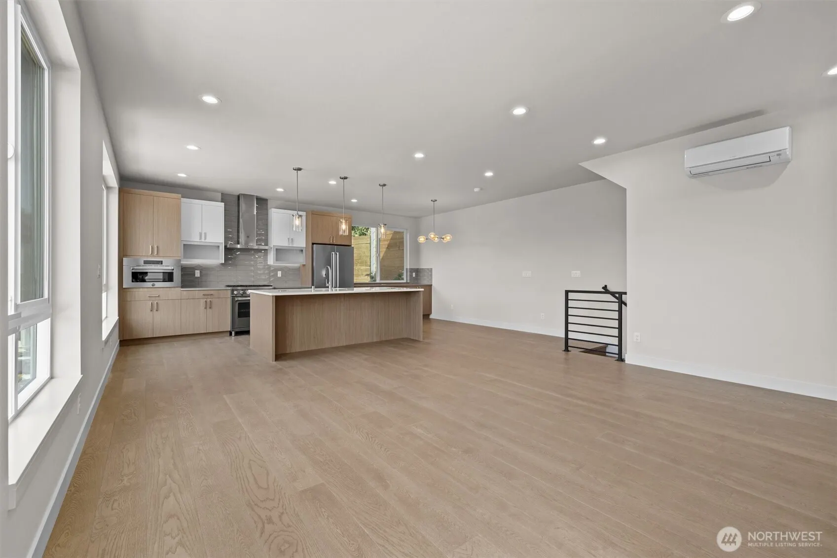 4572 22nd Avenue SW, Seattle, WA 98106