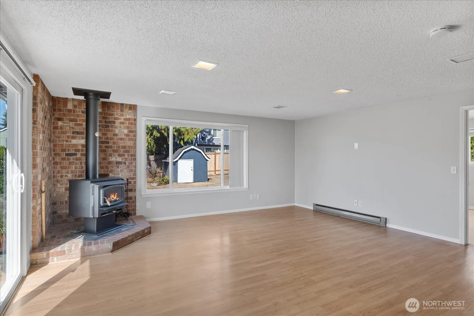 6921 188th Place SW, Lynnwood, WA 98036
