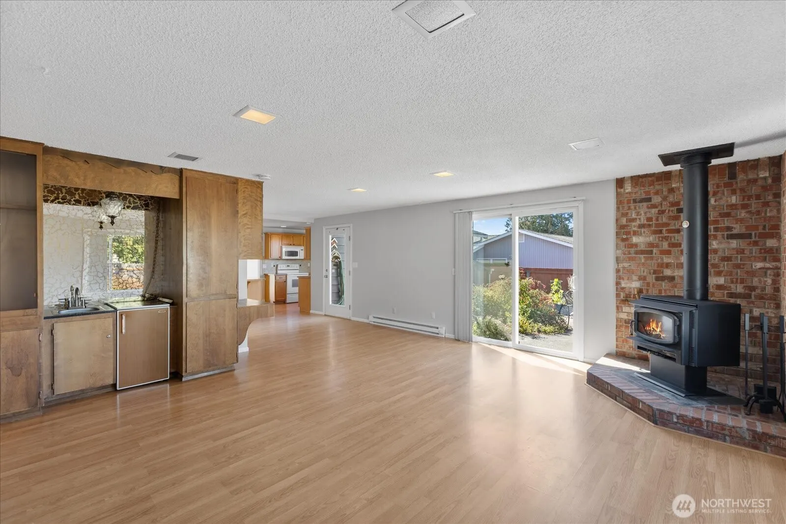 6921 188th Place SW, Lynnwood, WA 98036