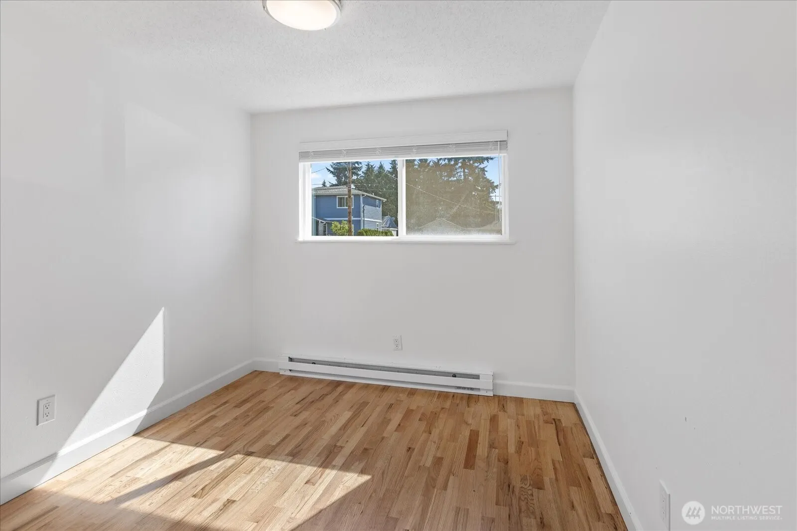 6921 188th Place SW, Lynnwood, WA 98036