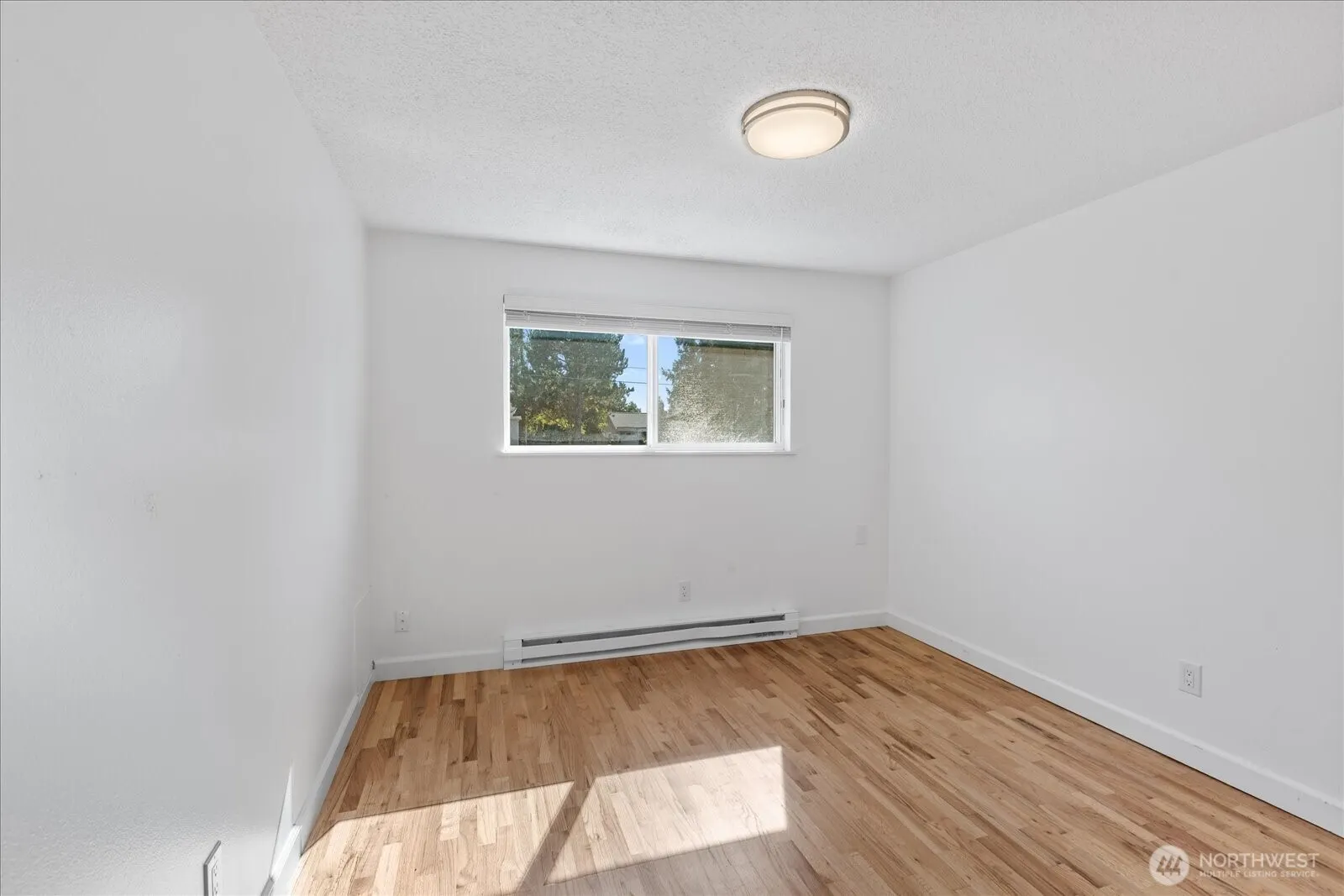 6921 188th Place SW, Lynnwood, WA 98036