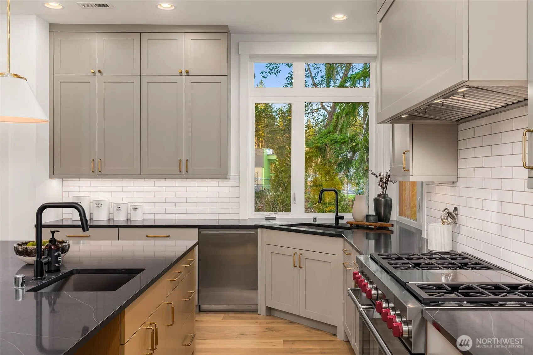 21412 NE 16th Street , Sammamish, WA 98074