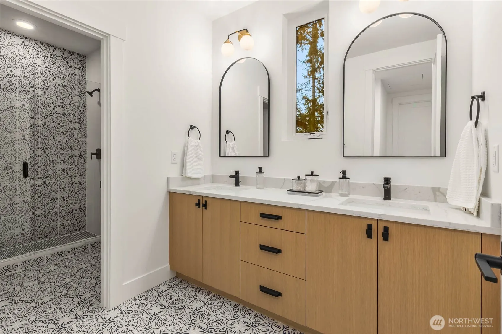 21412 NE 16th Street , Sammamish, WA 98074