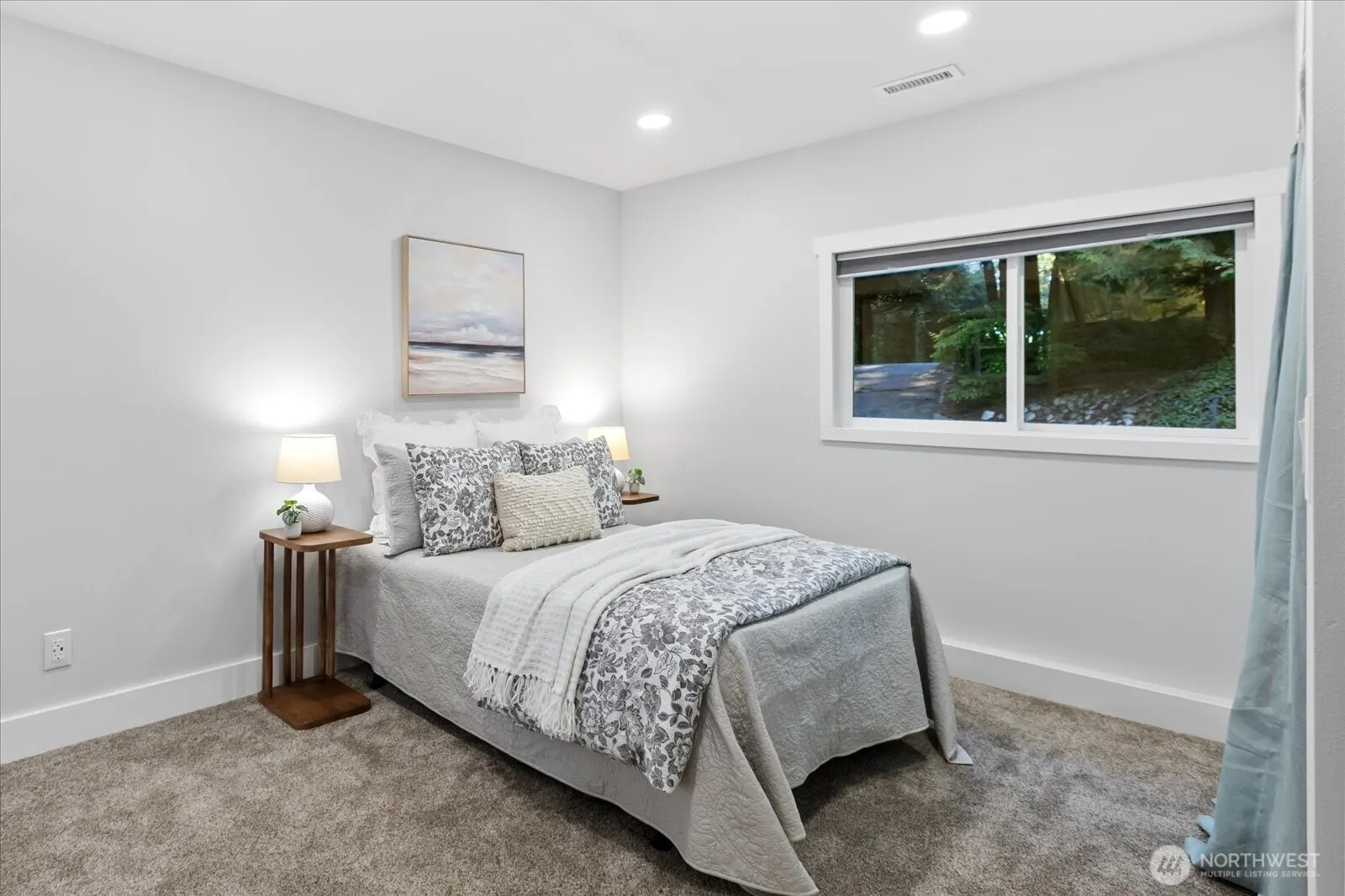 19014 19th Avenue W, Lynnwood, WA 98036