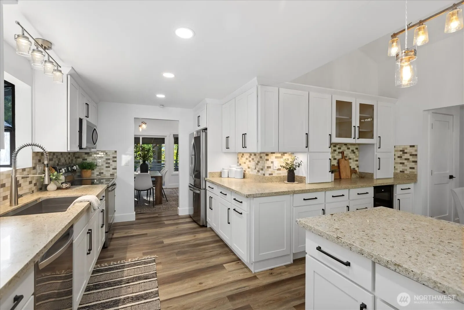 19014 19th Avenue W, Lynnwood, WA 98036