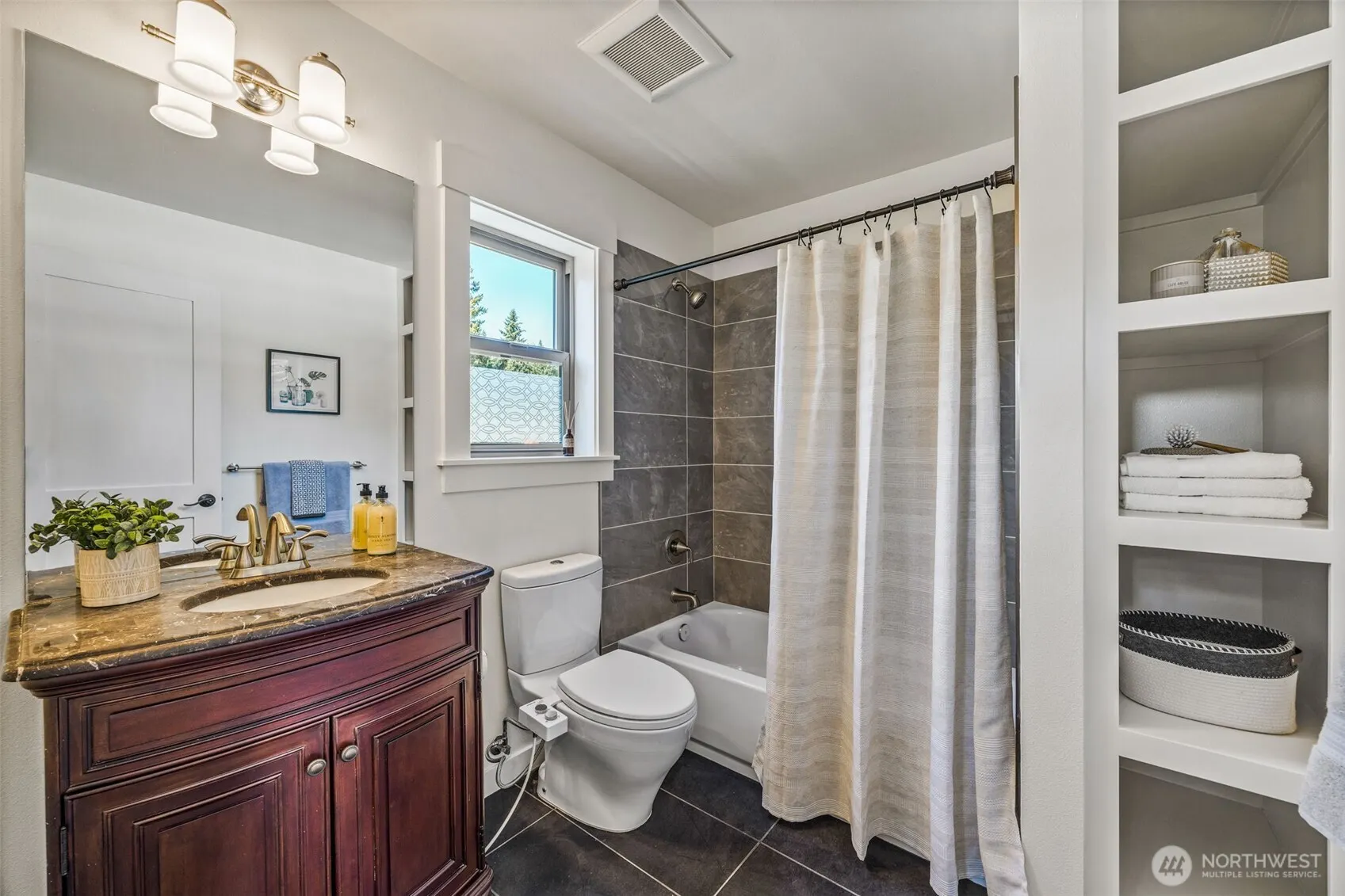 14105 143rd Avenue SE, Renton, WA 98059