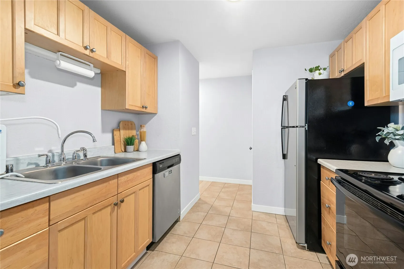 20030 66th Place W #2A, Lynnwood, WA 98036