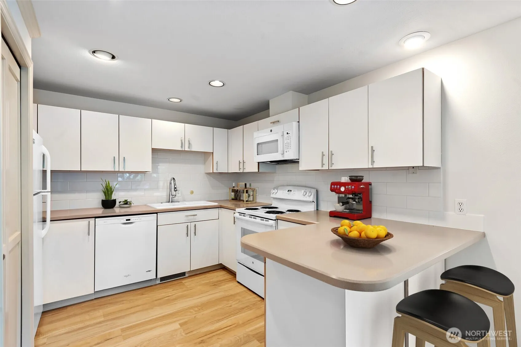 614 E Lynn Street #1, Seattle, WA 98102