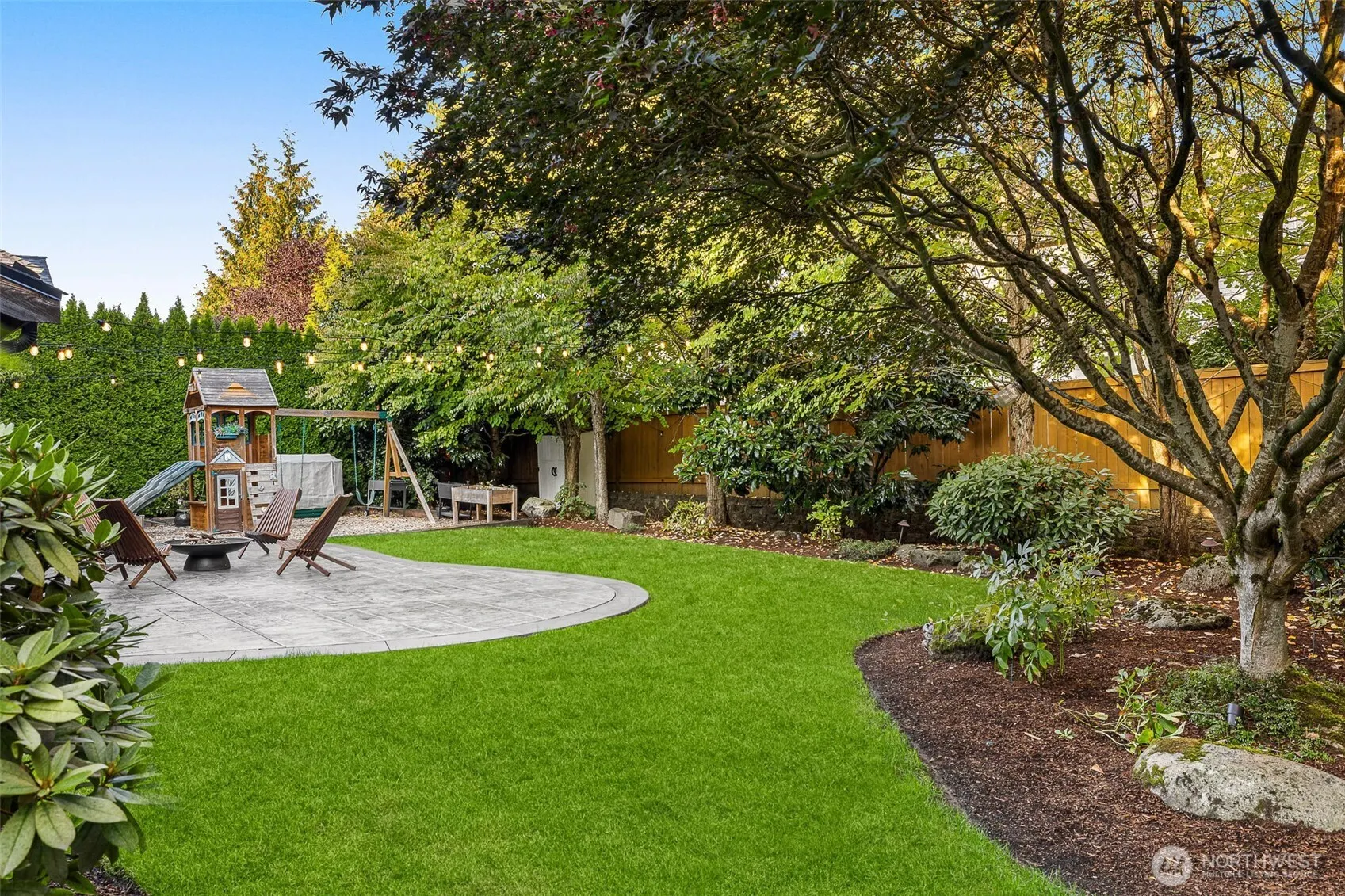 320 238th Avenue SE, Sammamish, WA 98074