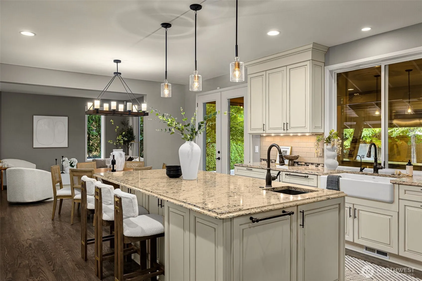 320 238th Avenue SE, Sammamish, WA 98074
