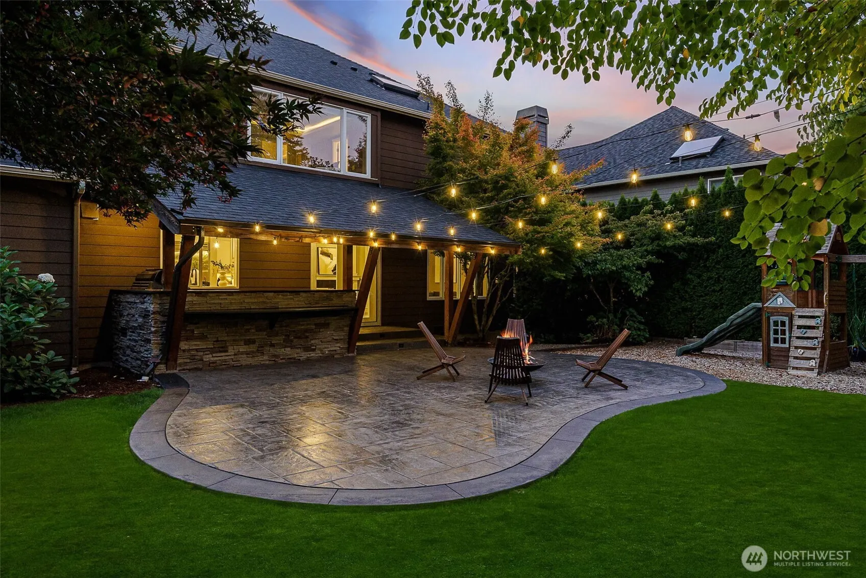 320 238th Avenue SE, Sammamish, WA 98074