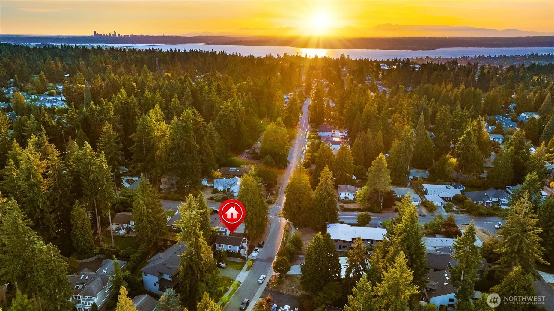 13005 NE 73rd Street #2, Kirkland, WA 98033