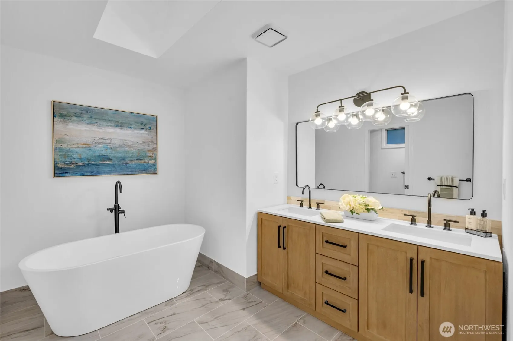 14700 NE 134th Court , Woodinville, WA 98072