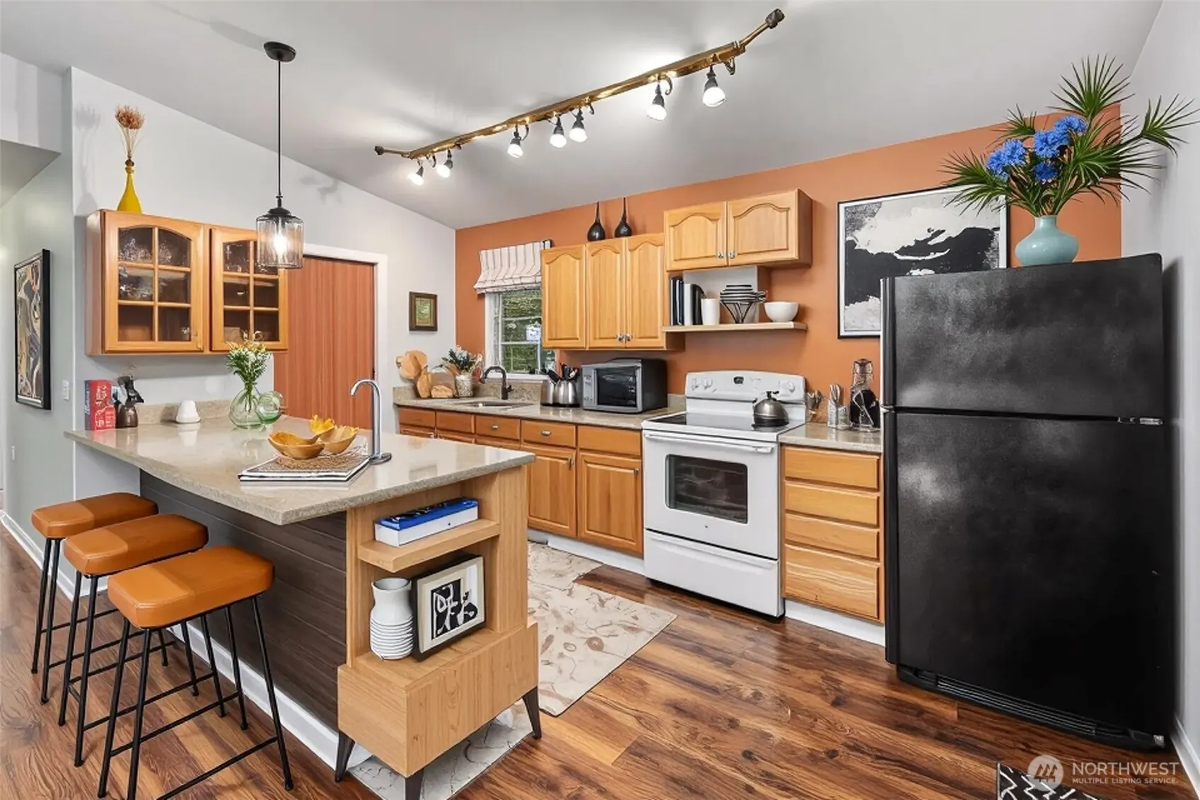 5502 NE 10th Street , Renton, WA 98059