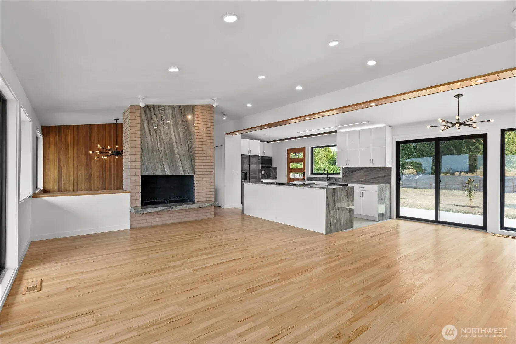 2032 123rd Avenue SE, Bellevue, WA 98005